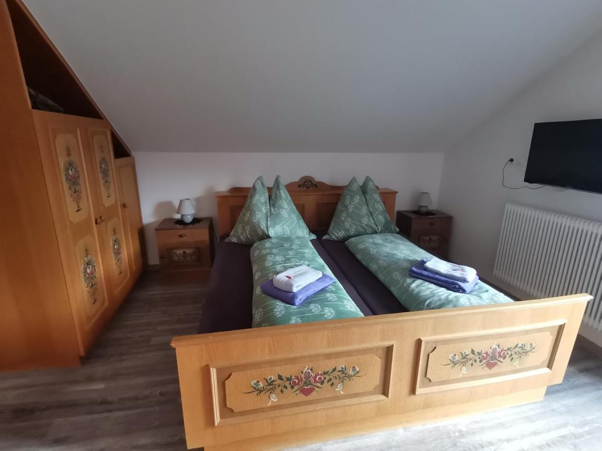 Haus Bergblick Fruehstueckspension Oberort Екстериор снимка