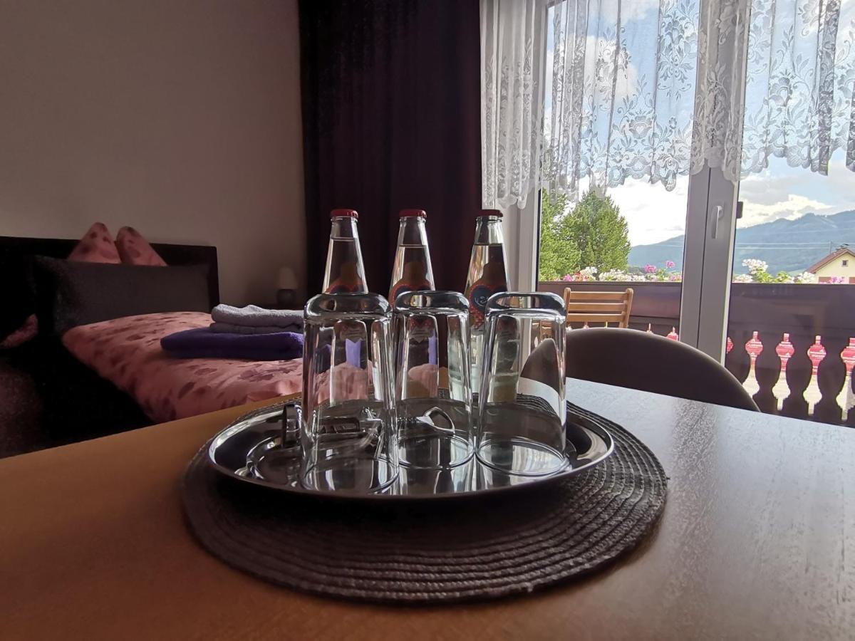 Haus Bergblick Fruehstueckspension Oberort Екстериор снимка