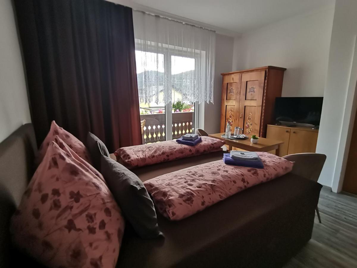 Haus Bergblick Fruehstueckspension Oberort Екстериор снимка